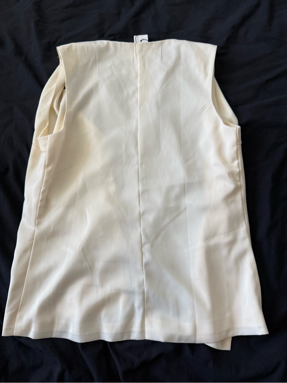 Missguided Cream Sleeveless Button-Front Vest - Picture 5 of 5
